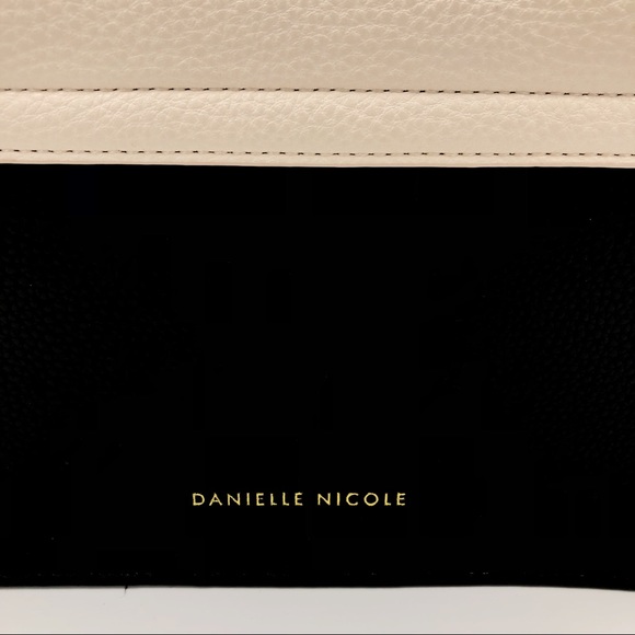 Danielle Nicole cocktail purse / gold crossbody strap NWOT - Picture 5 of 9